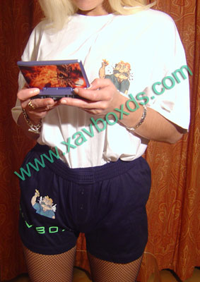 http://www.cadeaudenoel.info/photos/ds/b-nds-fille-debout.jpg